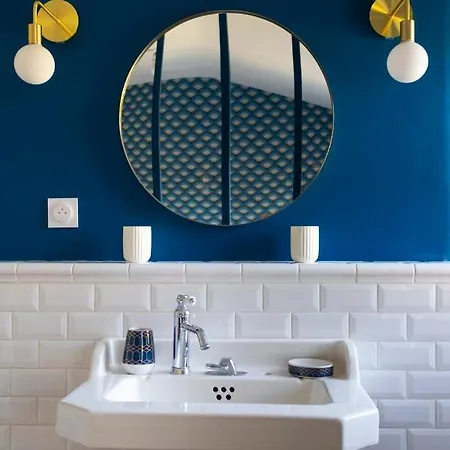 بيت ضيافة Maison Et Table D'hotes Le Camelia Blanc Saint-Ciers-sur-Gironde