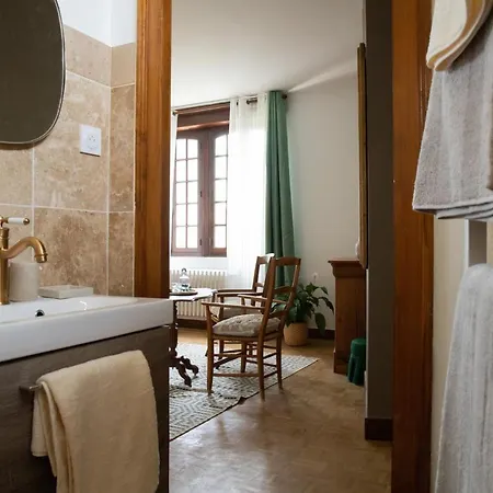 Maison Et Table D'hotes Le Camelia Blanc Vendégház Saint-Ciers-sur-Gironde