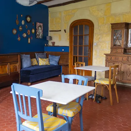 Maison Et Table D'hotes Le Camelia Blanc 3* Saint-Ciers-sur-Gironde