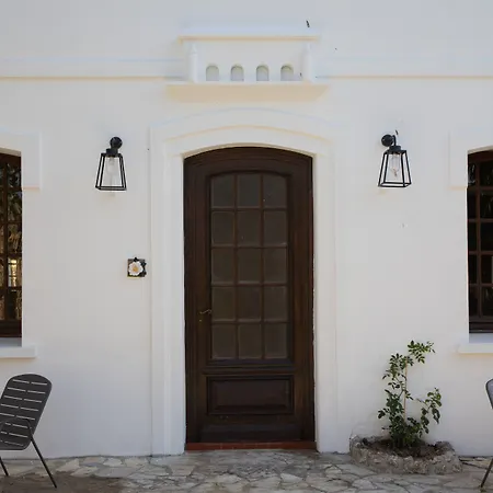 Vendégház Maison Et Table D'hotes Le Camelia Blanc Saint-Ciers-sur-Gironde