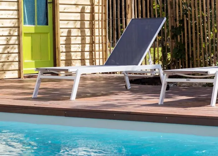 Maison Et Table D'hotes Le Camelia Blanc 3* Saint-Ciers-sur-Gironde